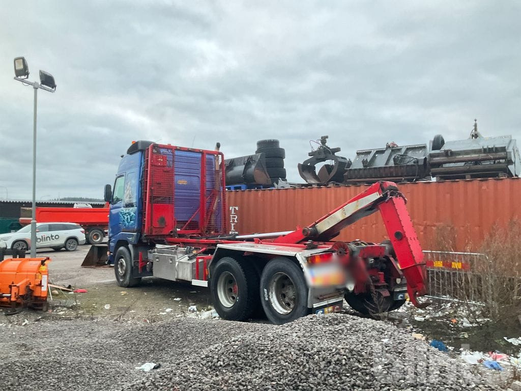 VOLVO FH12 6X2 - Крюковой мультилифт: фото 3 VOLVO FH12 6X2 - Крюковой мультилифт: фото 3