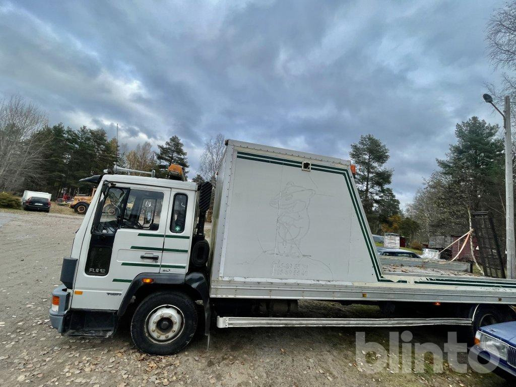 VOLVO FL612 4X2 med ramper - Грузовик бортовой/ Платформа: фото 4 VOLVO FL612 4X2 med ramper - Грузовик бортовой/ Платформа: фото 4