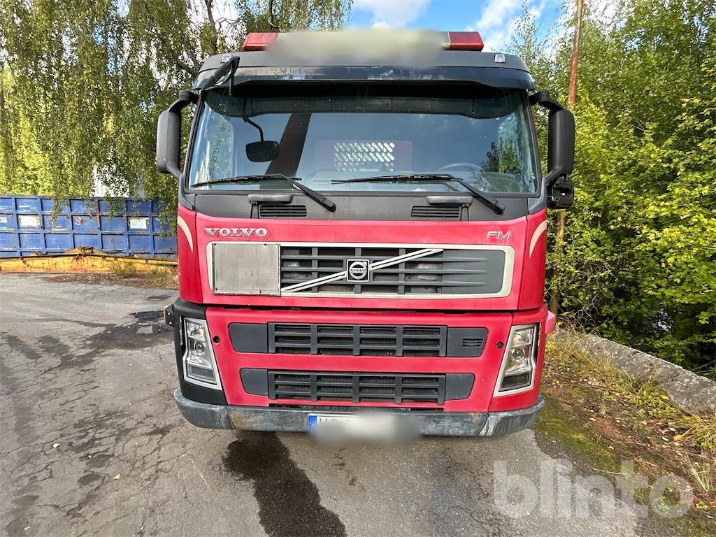 VOLVO FM 400 6*2 - Грузовик-контейнеровоз/ Сменный кузов: фото 3 VOLVO FM 400 6*2 - Грузовик-контейнеровоз/ Сменный кузов: фото 3