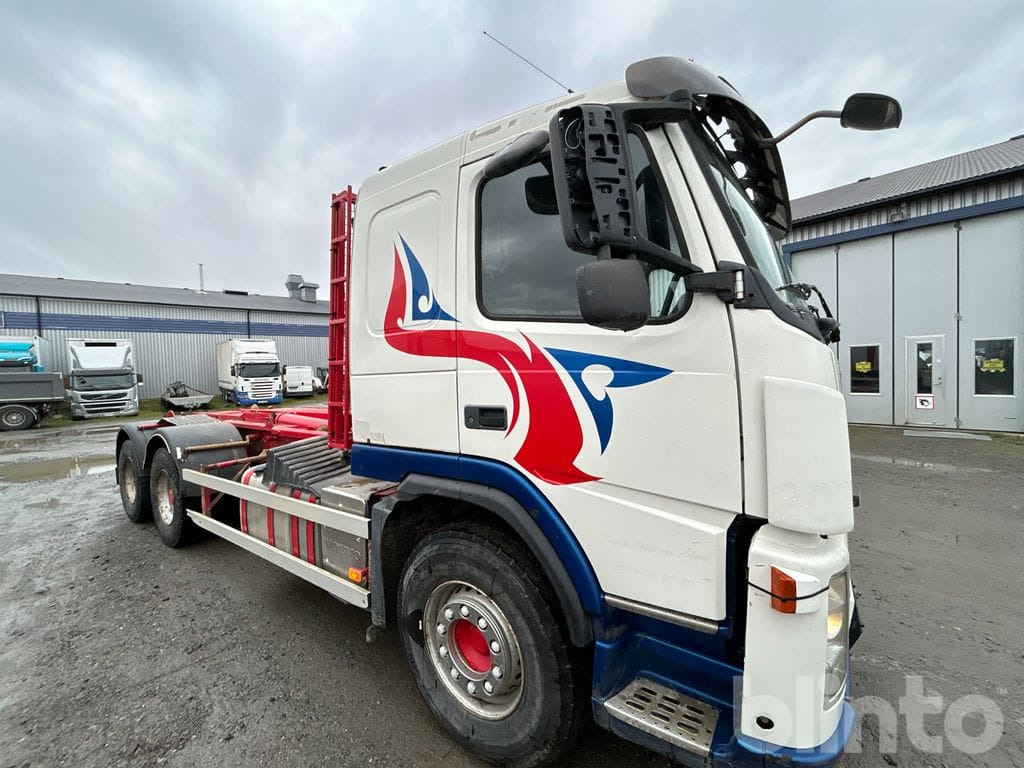 VOLVO FM 400 6X2 - Крюковой мультилифт: фото 4 VOLVO FM 400 6X2 - Крюковой мультилифт: фото 4