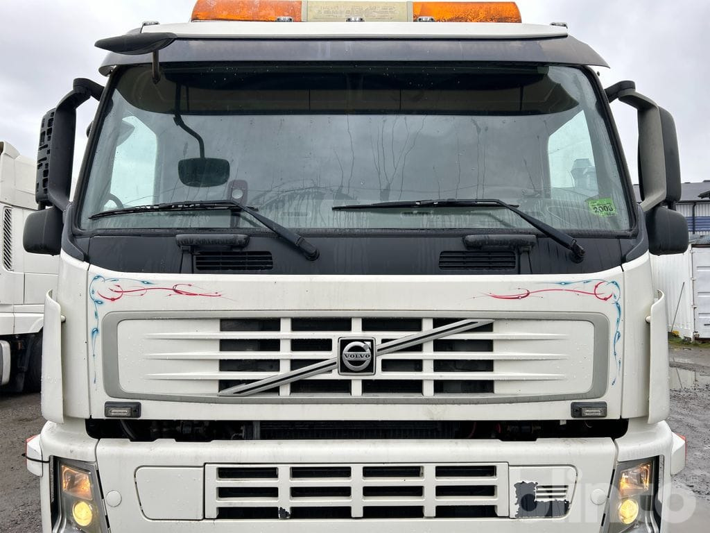 VOLVO FM 400 6X2 - Крюковой мультилифт: фото 2 VOLVO FM 400 6X2 - Крюковой мультилифт: фото 2