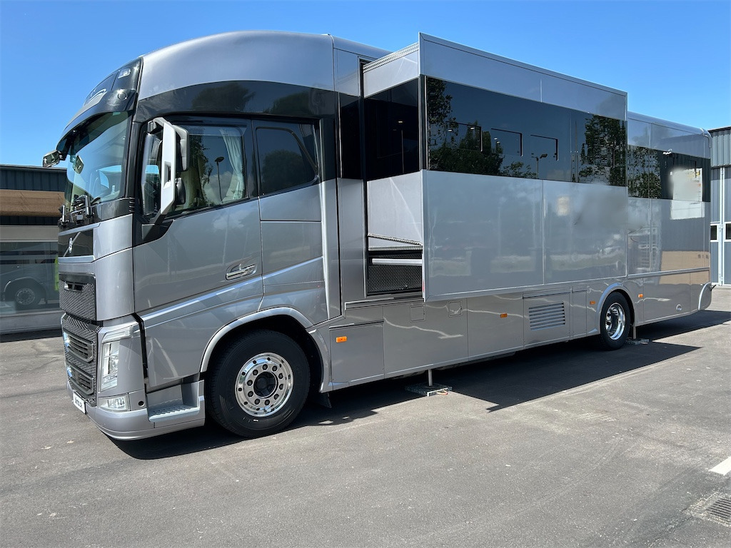 Volvo FH 500 - Интегрированный автодом: фото 1 Volvo FH 500 - Интегрированный автодом: фото 1