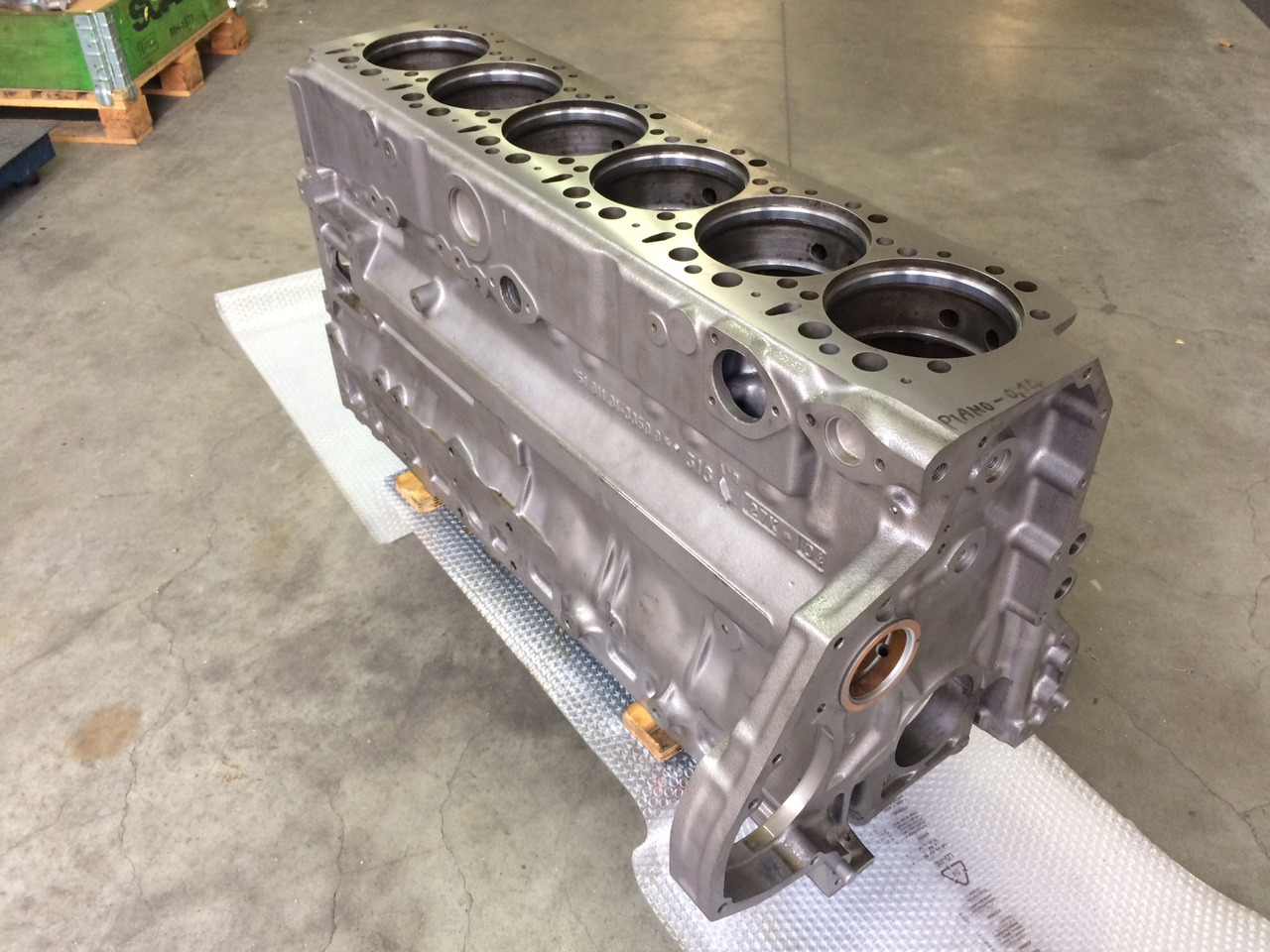 BASAMENTO MAN D2866 / D2876 / E2866 / E2876 - F2000 / BUS / INDUSTRIALI - Картер для Автобусов: фото 1 BASAMENTO MAN D2866 / D2876 / E2866 / E2876 - F2000 / BUS / INDUSTRIALI - Картер для Автобусов: фото 1