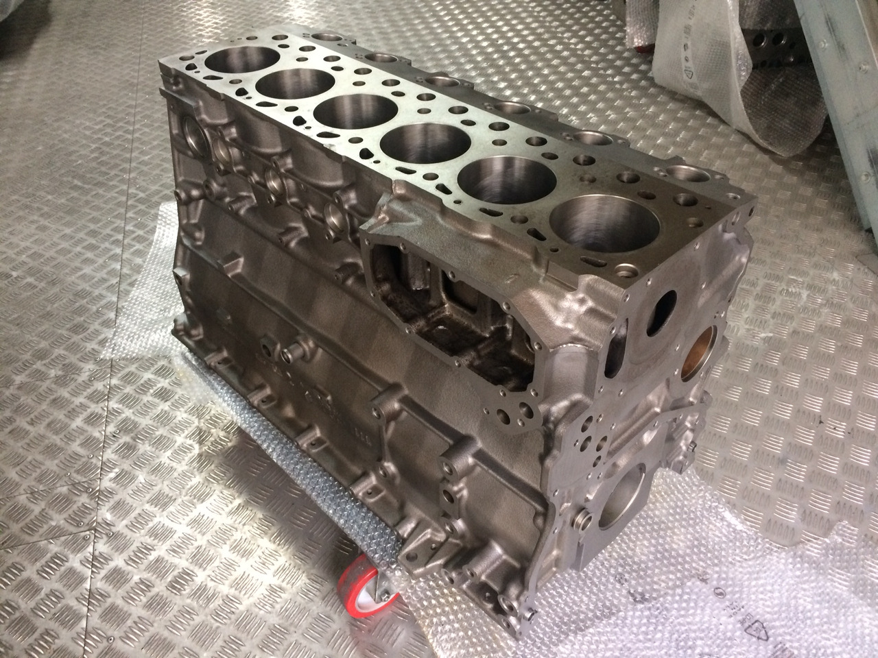 BASAMENTO MERCEDES OM906LA / OM906HLA - Картер: фото 3 BASAMENTO MERCEDES OM906LA / OM906HLA - Картер: фото 3