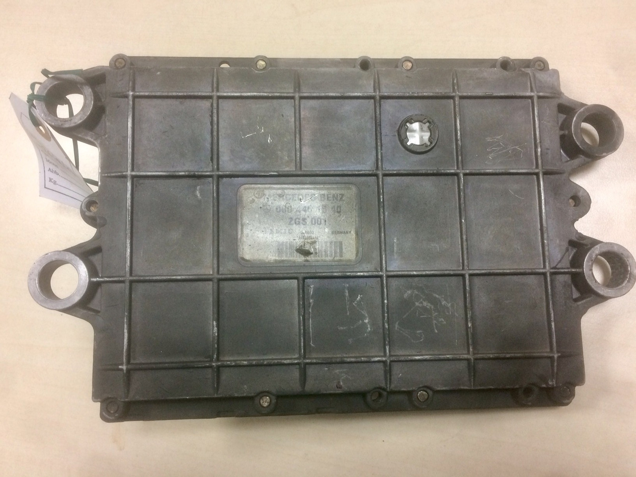 CENTRALINA MOTORE MERCEDES OM906HLA.II/2 - VAR. 906.930 - Rif. A9064464040 - Блок управления: фото 3 CENTRALINA MOTORE MERCEDES OM906HLA.II/2 - VAR. 906.930 - Rif. A9064464040 - Блок управления: фото 3