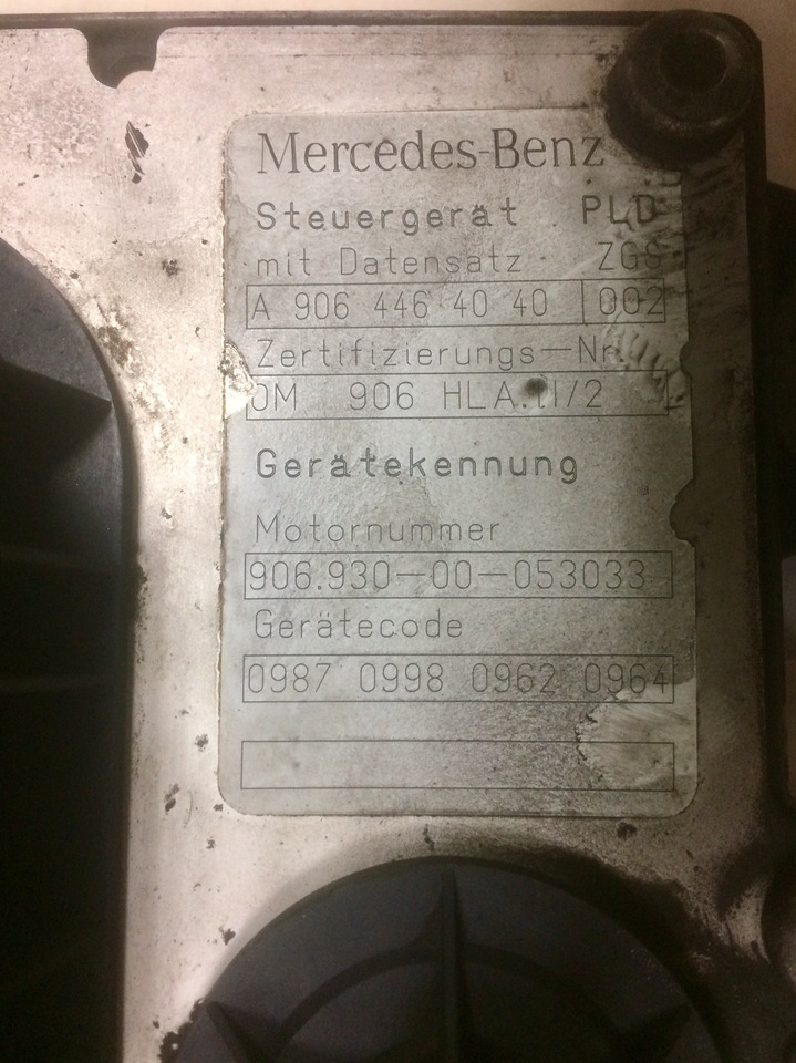 CENTRALINA MOTORE MERCEDES OM906HLA.II/2 - VAR. 906.930 - Rif. A9064464040 - Блок управления: фото 2 CENTRALINA MOTORE MERCEDES OM906HLA.II/2 - VAR. 906.930 - Rif. A9064464040 - Блок управления: фото 2