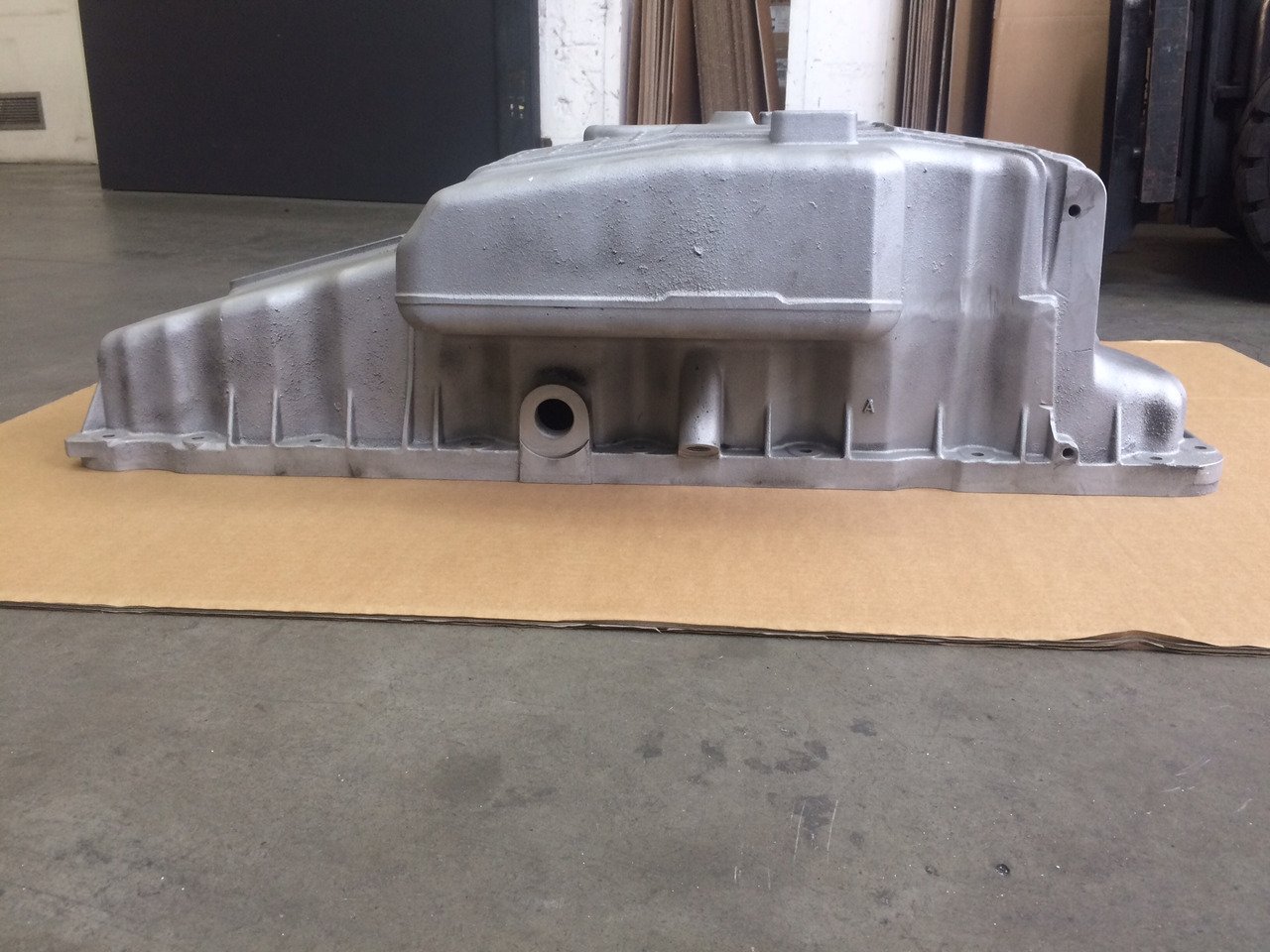 COPPA OLIO MERCEDES OM906 - VERSIONE BUS - A9060102713 - Масляный поддон для Автобусов: фото 5 COPPA OLIO MERCEDES OM906 - VERSIONE BUS - A9060102713 - Масляный поддон для Автобусов: фото 5