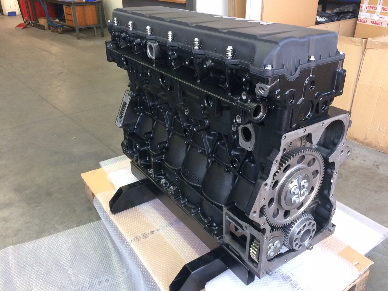 MOTORE ALLEGGERITO MAN D2676LF53 - 309kW / 420CV - Euro 6c - Двигатель: фото 4 MOTORE ALLEGGERITO MAN D2676LF53 - 309kW / 420CV - Euro 6c - Двигатель: фото 4