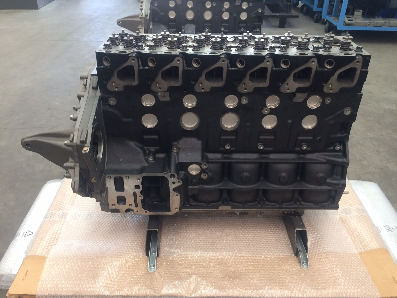 MOTORE MAN D0836LUH41 - 240CV - EURO 3 - BUS - Orizzontale - Двигатель для Автобусов: фото 5 MOTORE MAN D0836LUH41 - 240CV - EURO 3 - BUS - Orizzontale - Двигатель для Автобусов: фото 5