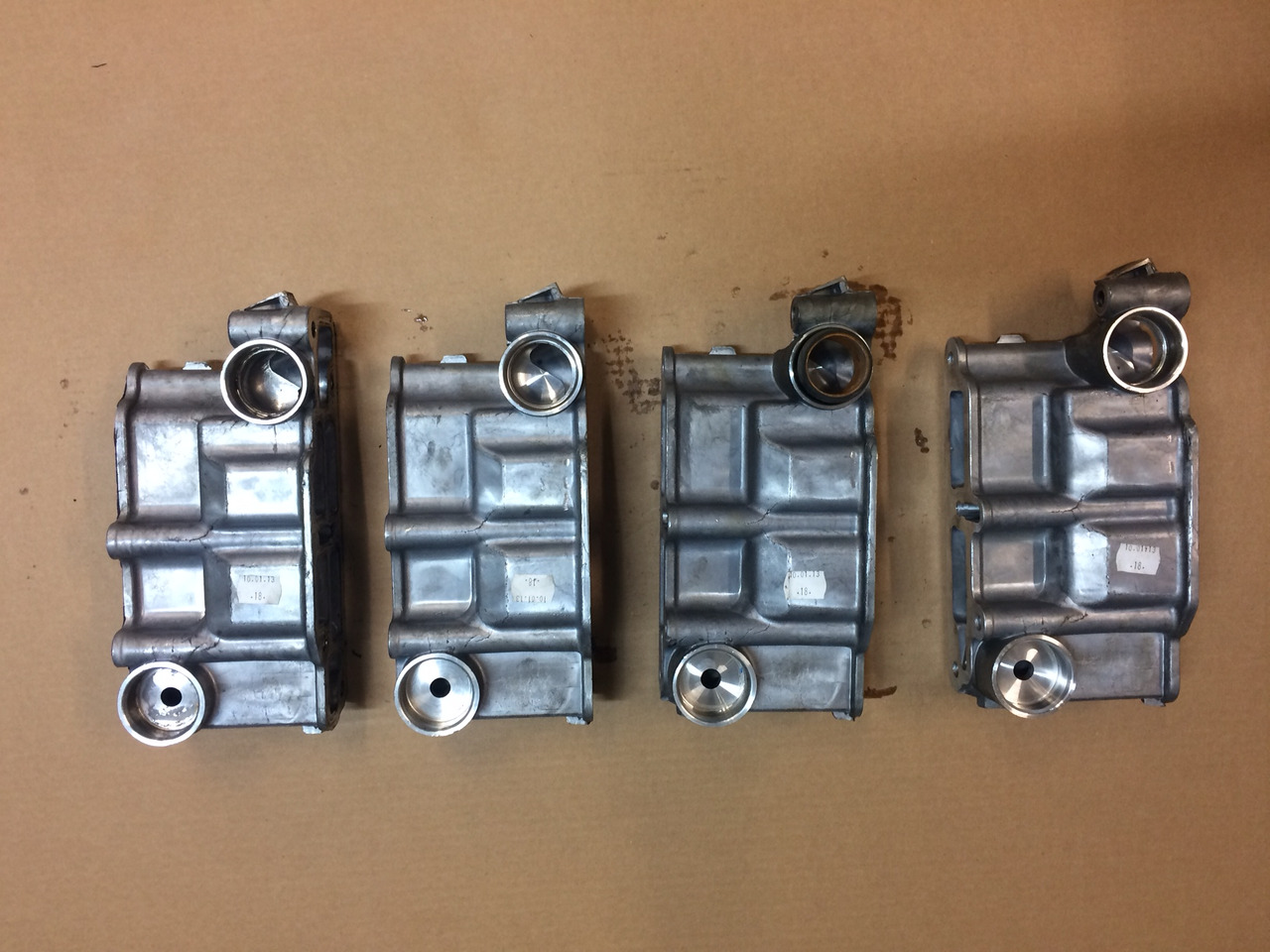 SCATOLA TERMOSTATO MAN 51064040102 - Термостат для Грузовиков: фото 3 SCATOLA TERMOSTATO MAN 51064040102 - Термостат для Грузовиков: фото 3