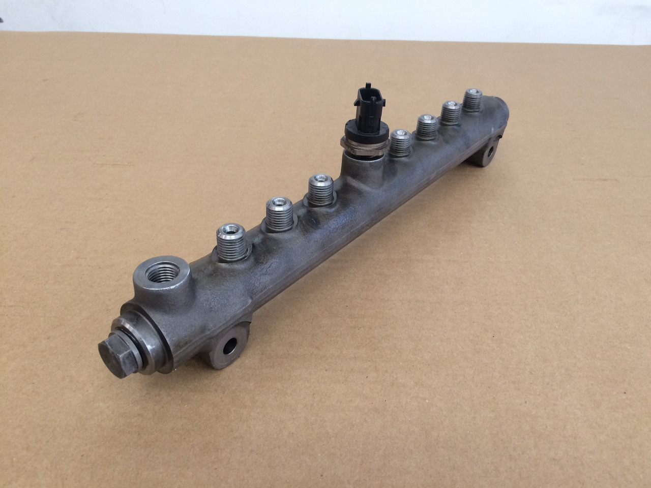 TUBO PRESSIONE COMMON RAIL MAN 51103116063 - Подготовка топлива: фото 2 TUBO PRESSIONE COMMON RAIL MAN 51103116063 - Подготовка топлива: фото 2