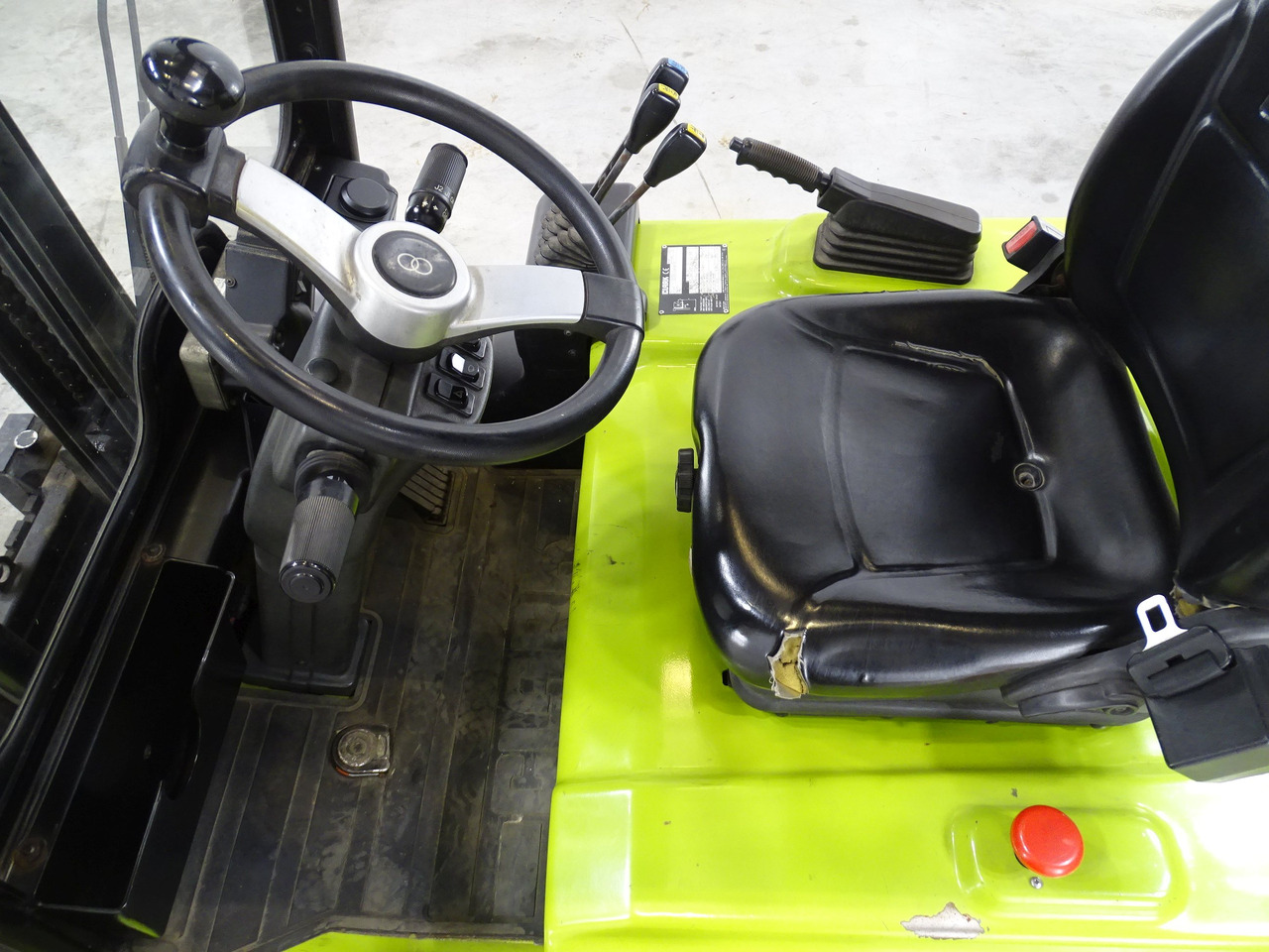 Clark GEX30 - Электропогрузчик: фото 3 Clark GEX30 - Электропогрузчик: фото 3