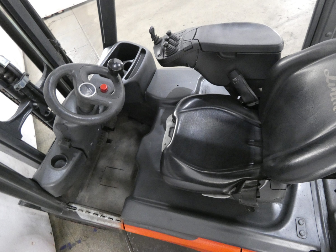 Linde E16C - Электропогрузчик: фото 3 Linde E16C - Электропогрузчик: фото 3