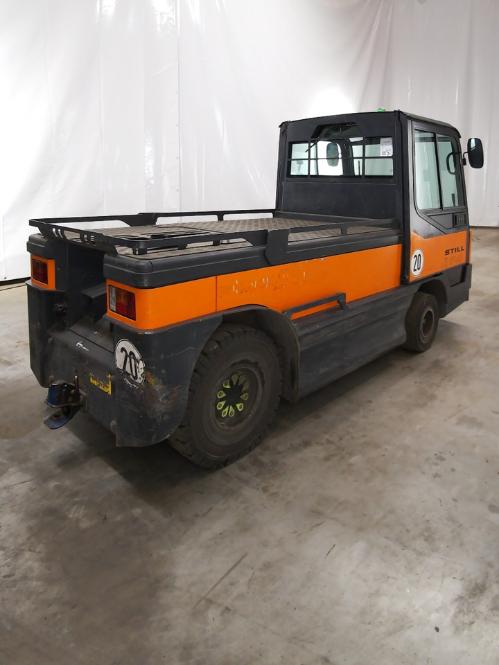 Linde P250 - Складской тягач: фото 2 Linde P250 - Складской тягач: фото 2