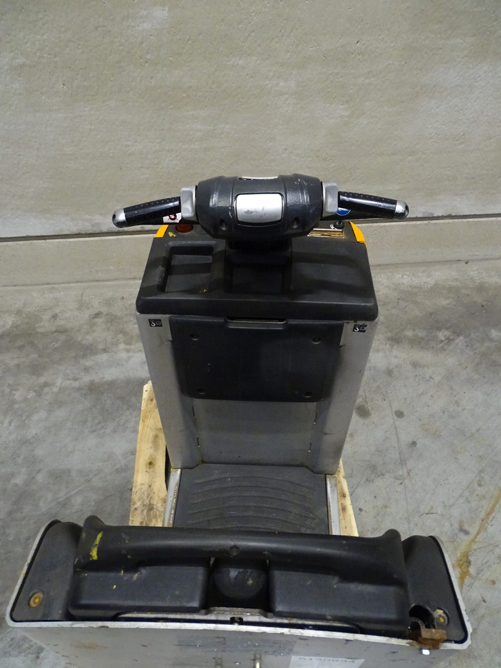 Still LTX20 - Складской тягач: фото 3 Still LTX20 - Складской тягач: фото 3