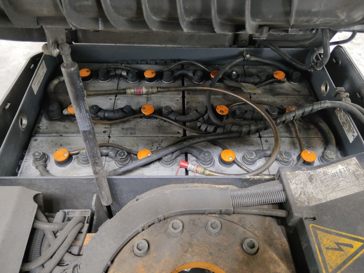 Still RX50-15 - Электропогрузчик: фото 4 Still RX50-15 - Электропогрузчик: фото 4