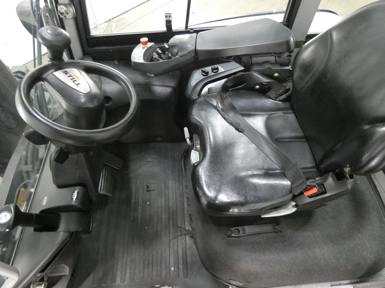 Still RX70-80/900 - Дизельный погрузчик: фото 3 Still RX70-80/900 - Дизельный погрузчик: фото 3