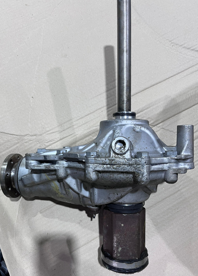 BMW 7558153 FRONT DIFFERENTIAL - Коробка передач и запчасти для Другой техники: фото 4 BMW 7558153 FRONT DIFFERENTIAL - Коробка передач и запчасти для Другой техники: фото 4