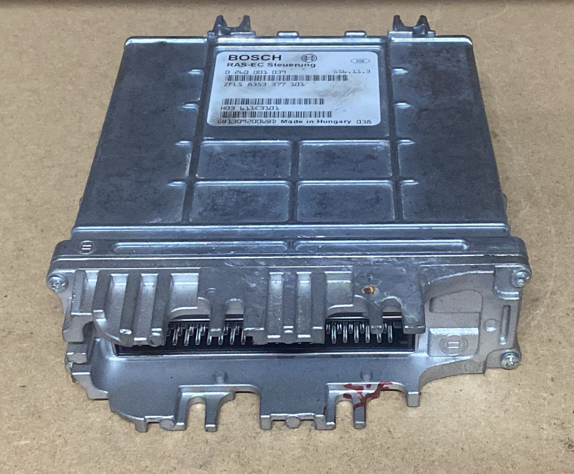 BOSCH MAN RAS-EC 0260001039 - Блок управления: фото 1 BOSCH MAN RAS-EC 0260001039 - Блок управления: фото 1