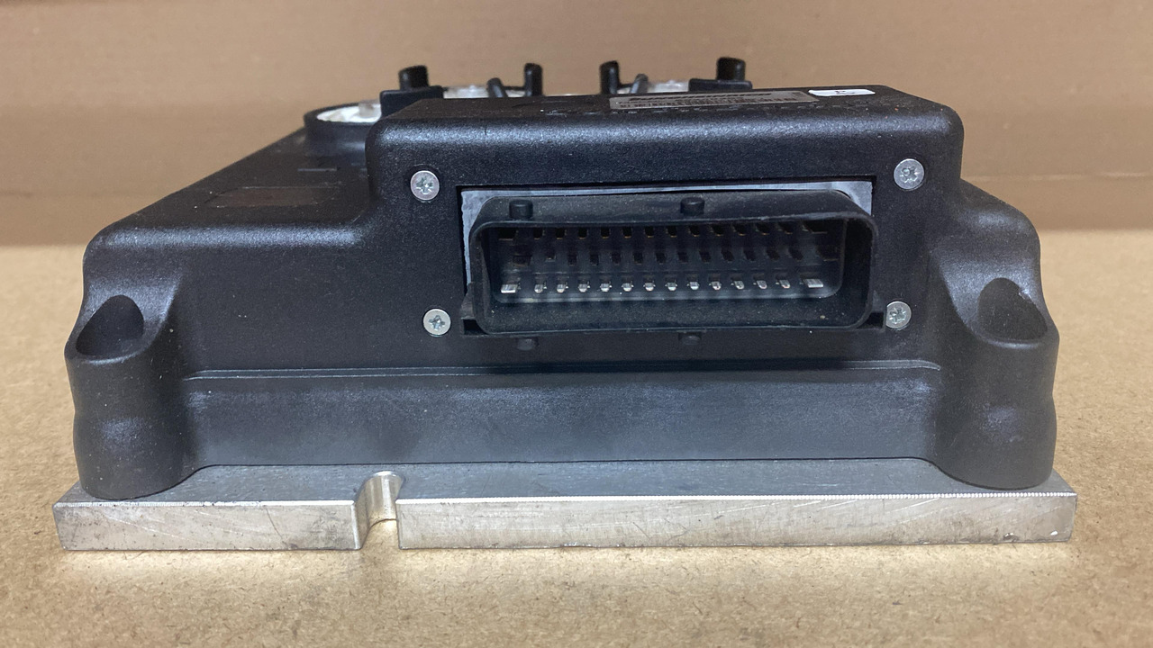 Jungheinrich Forklift ECU 50449302 - Блок управления для Вилочных погрузчиков: фото 2 Jungheinrich Forklift ECU 50449302 - Блок управления для Вилочных погрузчиков: фото 2