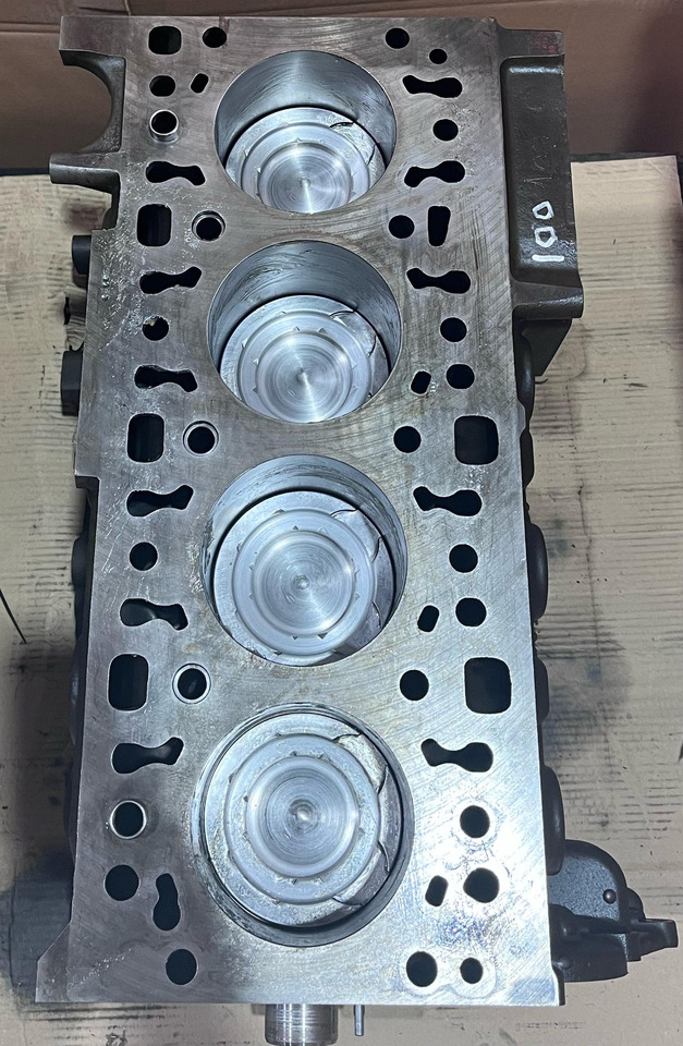 Mercedes Benz Chiulasa + Bloc Motor Reconditionat OM934 Euro 6 - Двигатель для Грузовиков: фото 1 Mercedes Benz Chiulasa + Bloc Motor Reconditionat OM934 Euro 6 - Двигатель для Грузовиков: фото 1