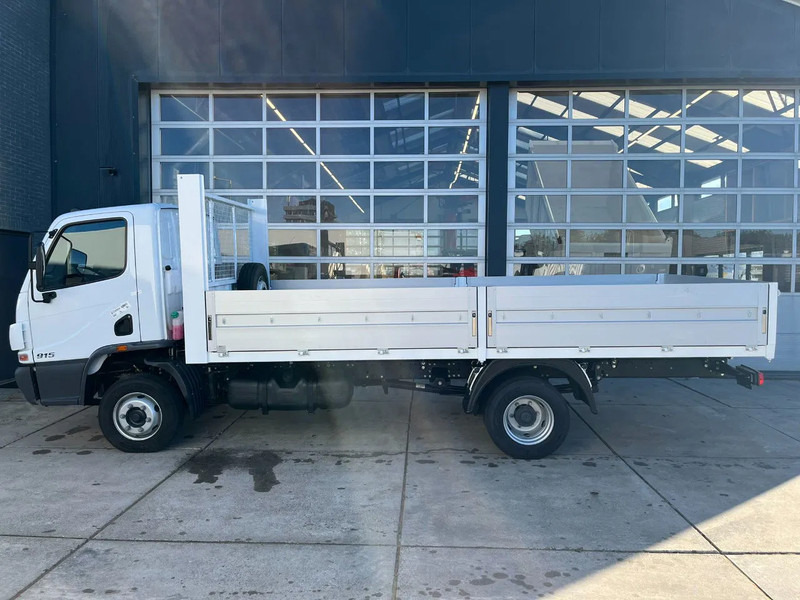 Mercedes-Benz Accelo 915 4x2 Flatbed with dropsides - Грузовик бортовой/ Платформа: фото 2 Mercedes-Benz Accelo 915 4x2 Flatbed with dropsides - Грузовик бортовой/ Платформа: фото 2