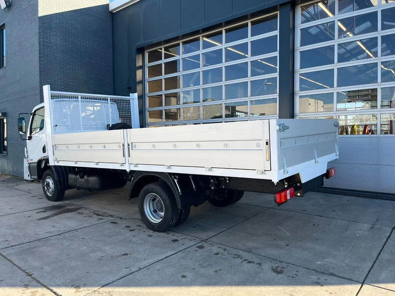 Mercedes-Benz Accelo 915 4x2 Flatbed with dropsides - Грузовик бортовой/ Платформа: фото 3 Mercedes-Benz Accelo 915 4x2 Flatbed with dropsides - Грузовик бортовой/ Платформа: фото 3
