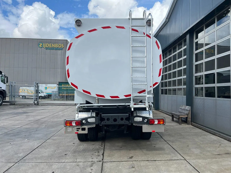 Mercedes-Benz Arocs 4040 6x6 Water Tank Truck - Грузовик-цистерна: фото 4 Mercedes-Benz Arocs 4040 6x6 Water Tank Truck - Грузовик-цистерна: фото 4