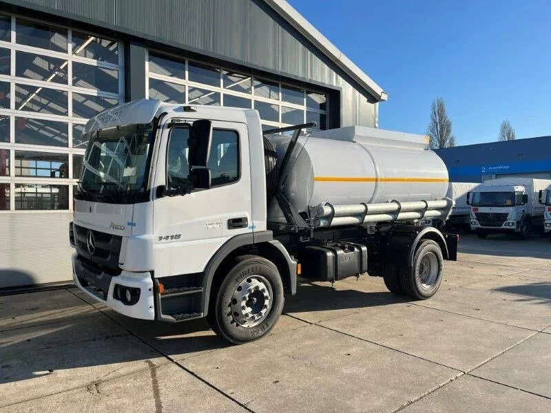 Mercedes-Benz Atego 1418 4x2 Fuel Tank Truck - Грузовик-цистерна: фото 1 Mercedes-Benz Atego 1418 4x2 Fuel Tank Truck - Грузовик-цистерна: фото 1
