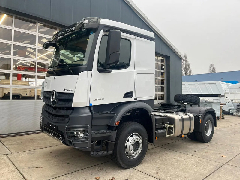 Новый Тягач Mercedes-Benz Actros 2045 S 4x2 Tractor Head: фото 1