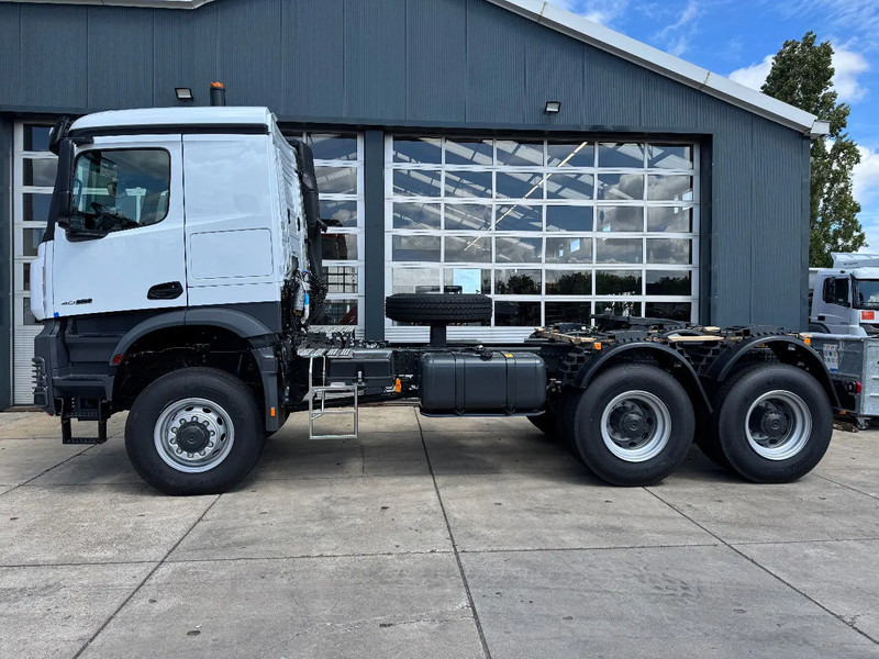 Mercedes-Benz Arocs 4058 AS 6x6 Tractor Head 180T Push Pull EURO-3 - Тягач: фото 1 Mercedes-Benz Arocs 4058 AS 6x6 Tractor Head 180T Push Pull EURO-3 - Тягач: фото 1