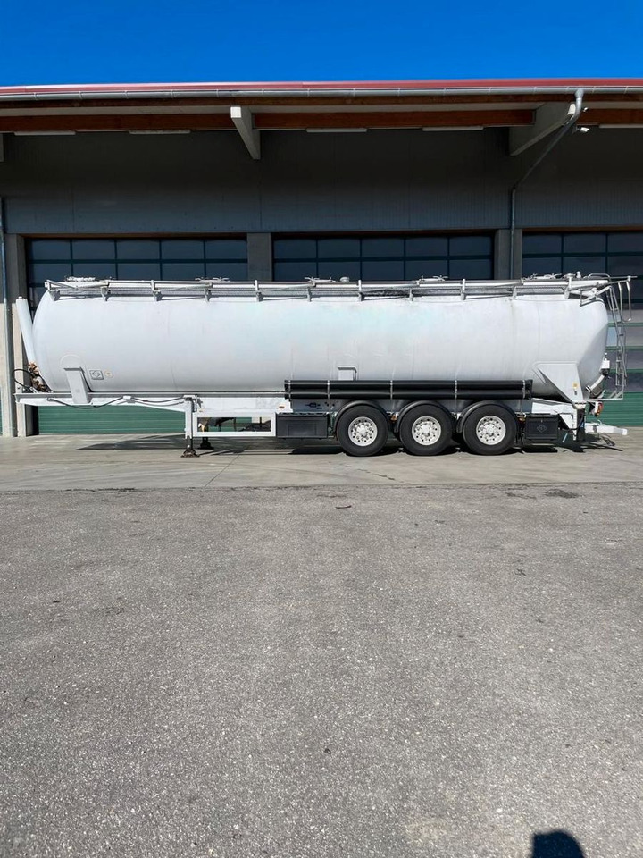 Feldbinder KIP 60 3 - Полуприцеп цистерна для сыпучих грузов: фото 1 Feldbinder KIP 60 3 - Полуприцеп цистерна для сыпучих грузов: фото 1