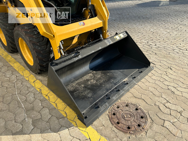 Cat 226D - Мини-погрузчик с бортовым поворотом: фото 5 Cat 226D - Мини-погрузчик с бортовым поворотом: фото 5