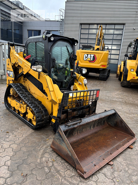Cat 259D - Мини-погрузчик с бортовым поворотом: фото 3 Cat 259D - Мини-погрузчик с бортовым поворотом: фото 3