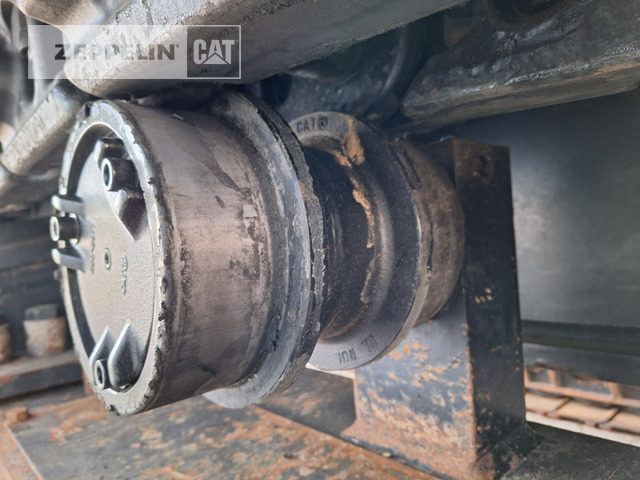 Гусеничный экскаватор Cat 390FL: фото 23