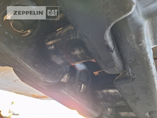 Гусеничный экскаватор Cat 390FL: фото 22