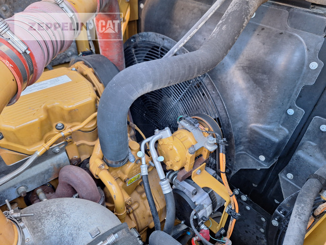 Гусеничный экскаватор Cat 390FL: фото 38