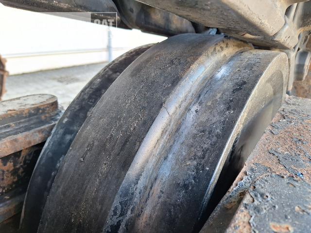 Гусеничный экскаватор Cat 390FL: фото 14