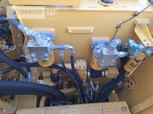 Гусеничный экскаватор Cat 390FL: фото 35