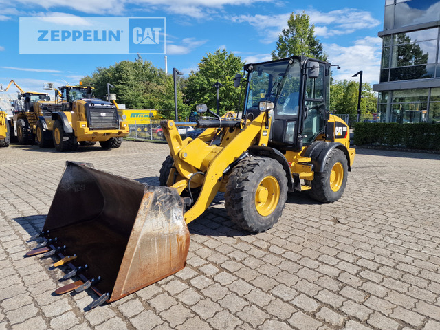 Cat 908M - Колёсный погрузчик: фото 1 Cat 908M - Колёсный погрузчик: фото 1