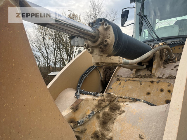 Колёсный погрузчик Cat 962M: фото 13