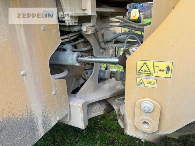 Колёсный погрузчик Cat 962M: фото 33