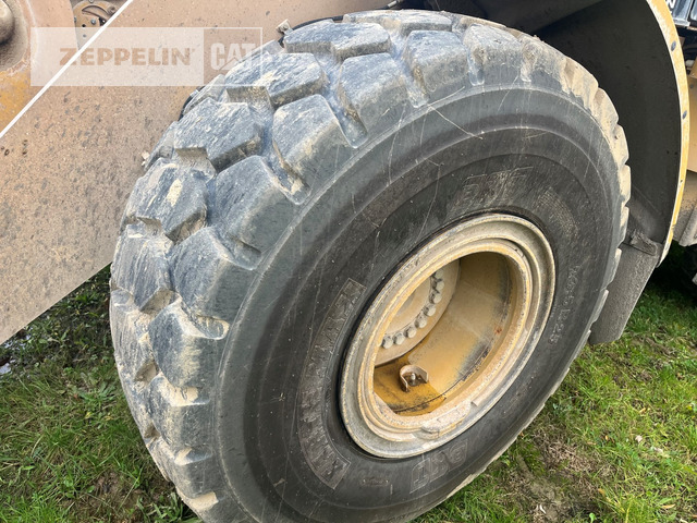 Колёсный погрузчик Cat 962M: фото 16