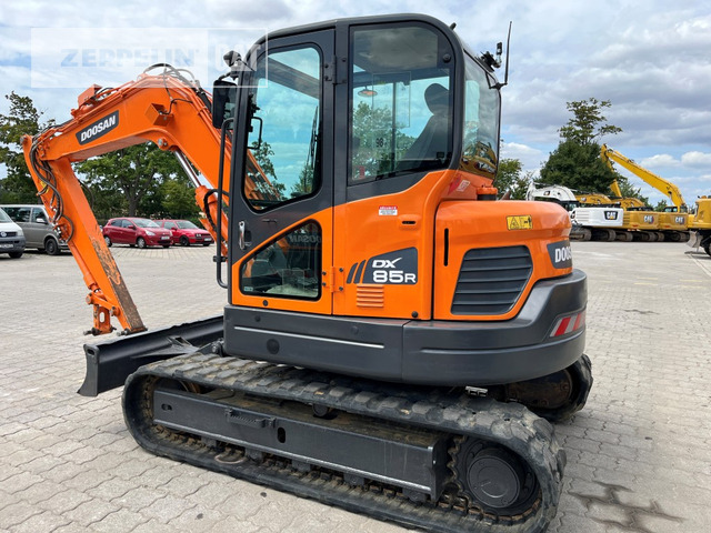Doosan DX85R-3 - Мини-экскаватор: фото 2 Doosan DX85R-3 - Мини-экскаватор: фото 2
