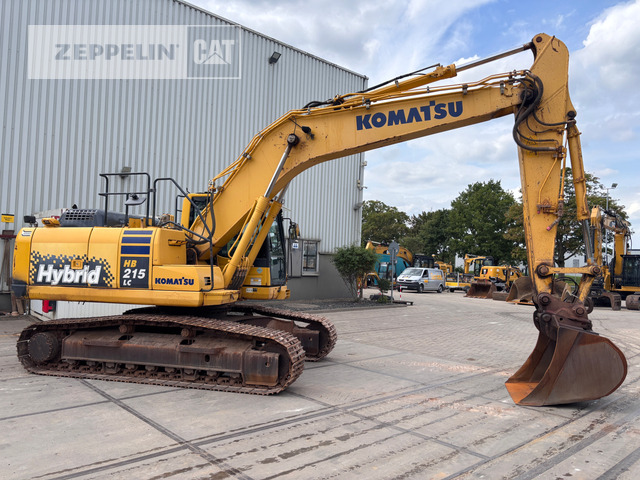Komatsu HB215LC-2 - Гусеничный экскаватор: фото 2 Komatsu HB215LC-2 - Гусеничный экскаватор: фото 2
