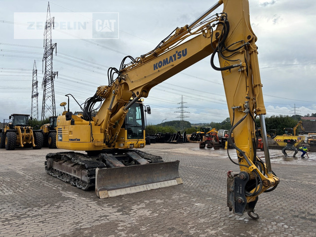 Komatsu PC228 - Гусеничный экскаватор: фото 1 Komatsu PC228 - Гусеничный экскаватор: фото 1