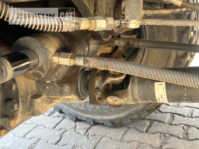 Колёсный экскаватор Komatsu PW148-11: фото 17