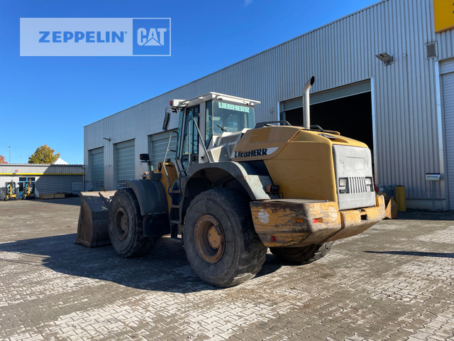 Liebherr L554 - Колёсный погрузчик: фото 3 Liebherr L554 - Колёсный погрузчик: фото 3