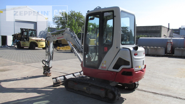 Takeuchi, Japan TB225 - Мини-экскаватор: фото 3 Takeuchi, Japan TB225 - Мини-экскаватор: фото 3