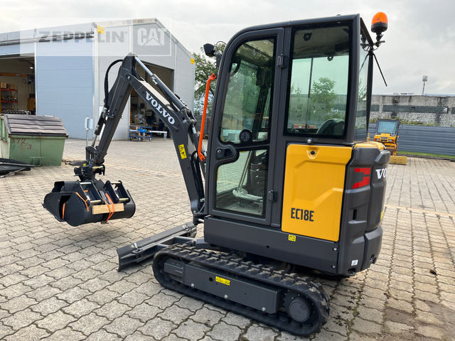 Volvo EC18E - Мини-экскаватор: фото 1 Volvo EC18E - Мини-экскаватор: фото 1